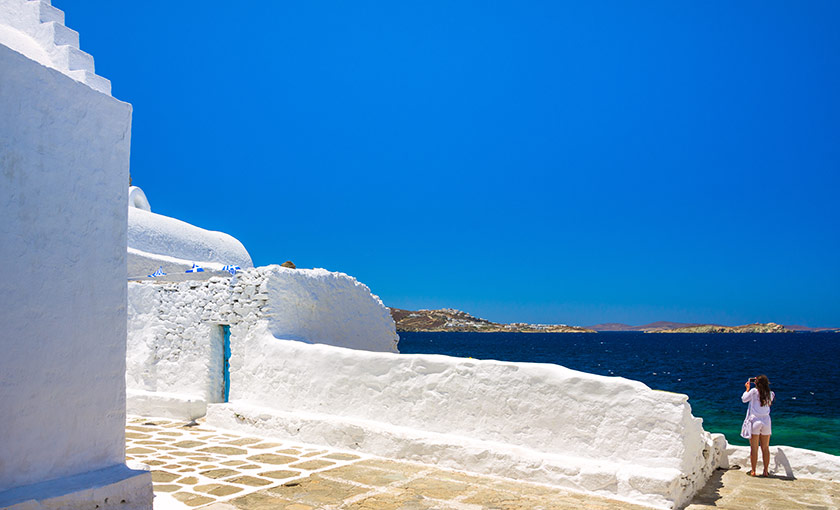 Diving into the Mykonos Allure – The Best Mykonos Excursions For Your Next Holidays